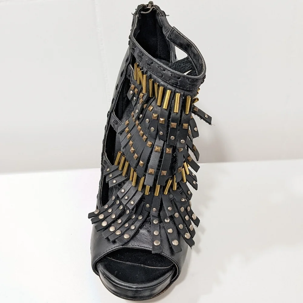 Leather heels by Aldo